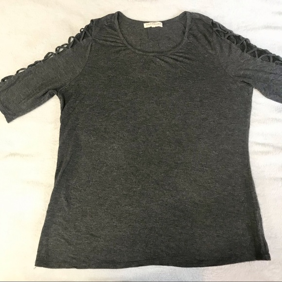 Blouse - Picture 2 of 4